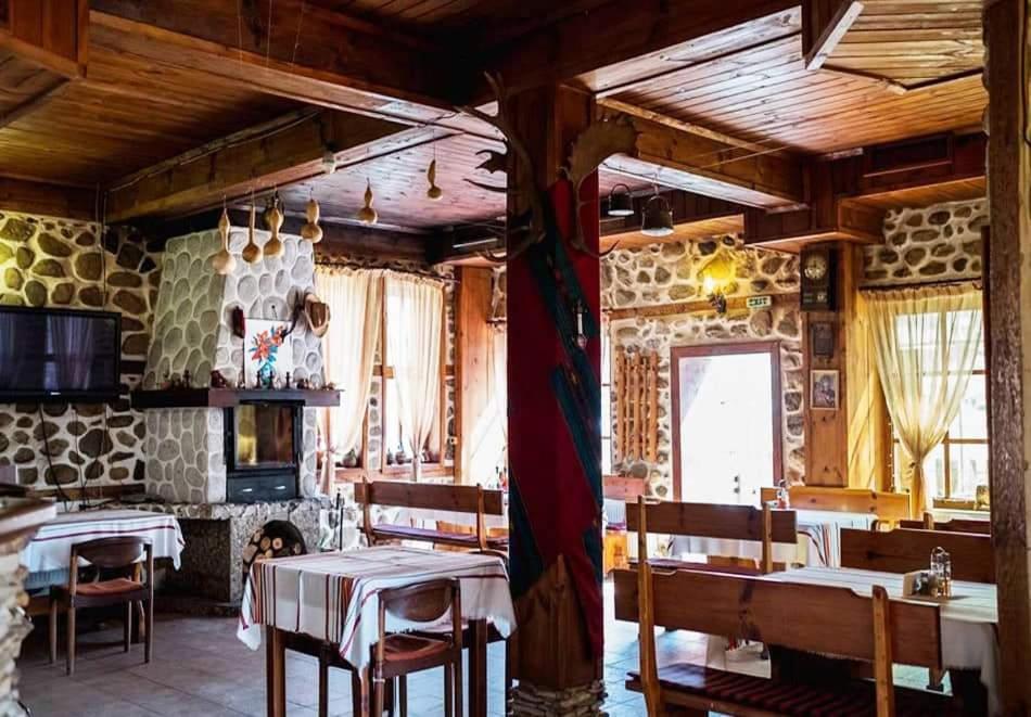 Hotel Стария Чинар Мелник Extérieur photo