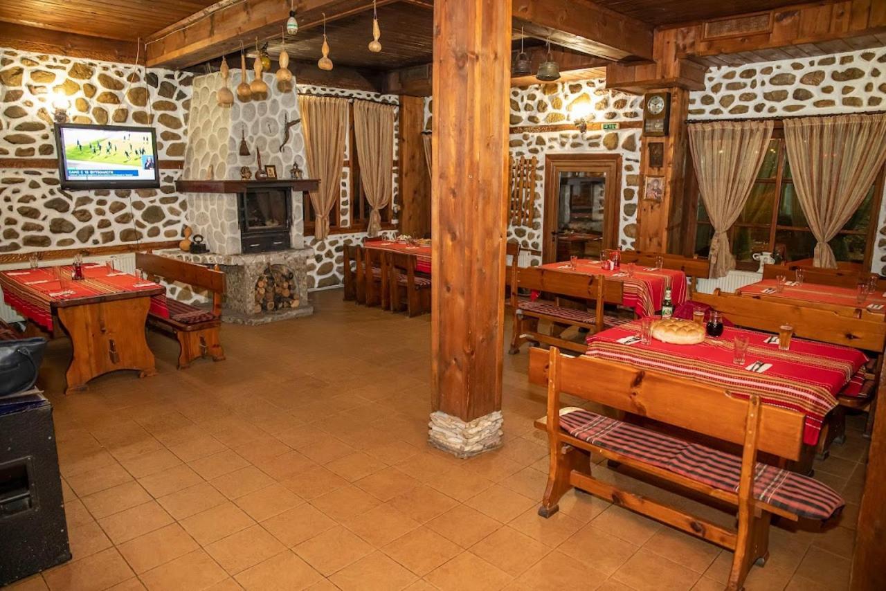 Hotel Стария Чинар Мелник Extérieur photo